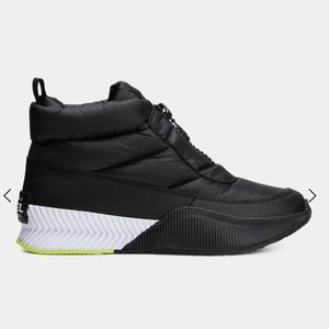 Sorel Out N About III Waterproof Puffy Zip Boots